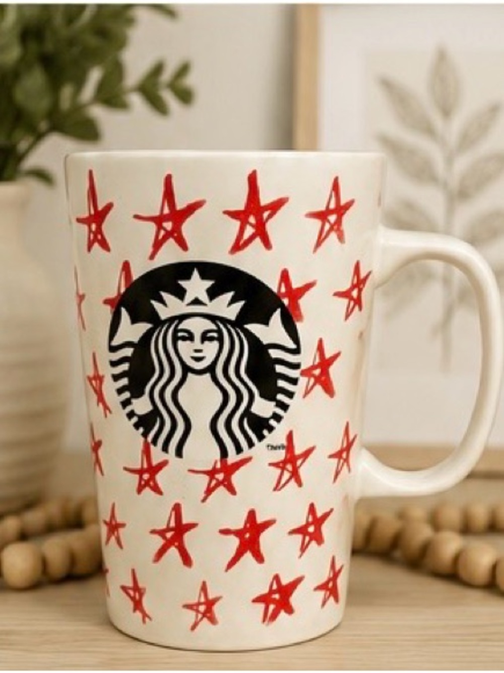 Starbucks 2014 Red Stars Black Siren 16 oz Ceramic Mug
